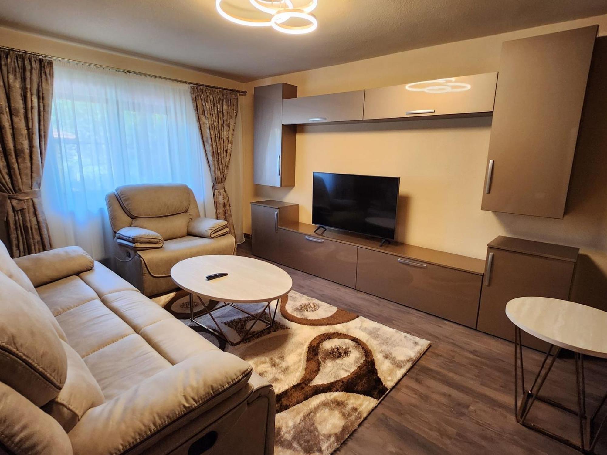 Apartament Iulius 4 Curtea De Arges Luaran gambar